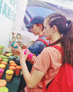 稻壳餐具变废为宝